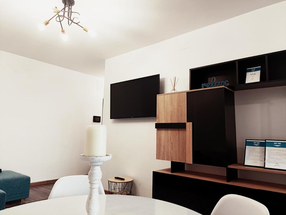 Christopher Apartment ออราแด ภายนอก รูปภาพ